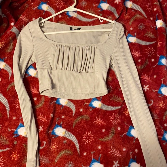 Tops - Tan , cropped long sleeve